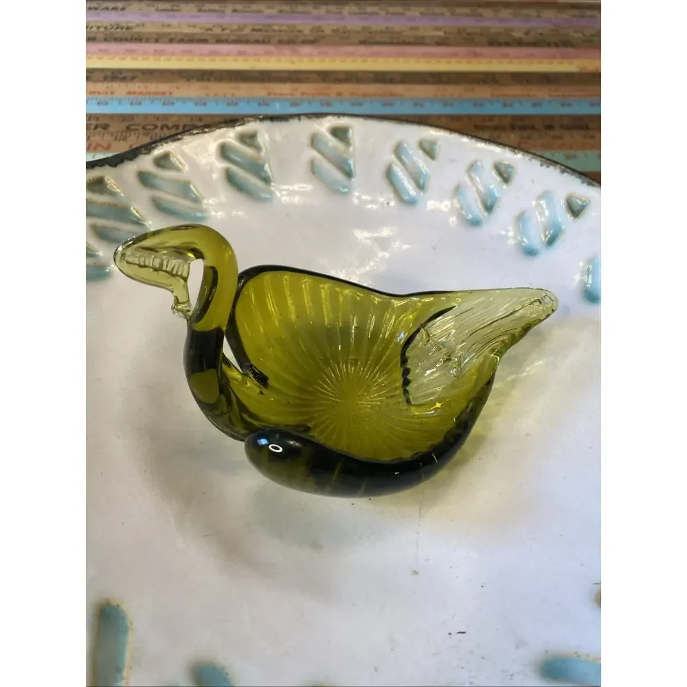 MCM 1960s Hand Blown Glass Swan Trinket Dish Avacado Green‎